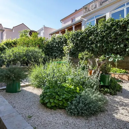 Filipic Apartment