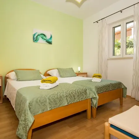 Apartment Filipic Bol